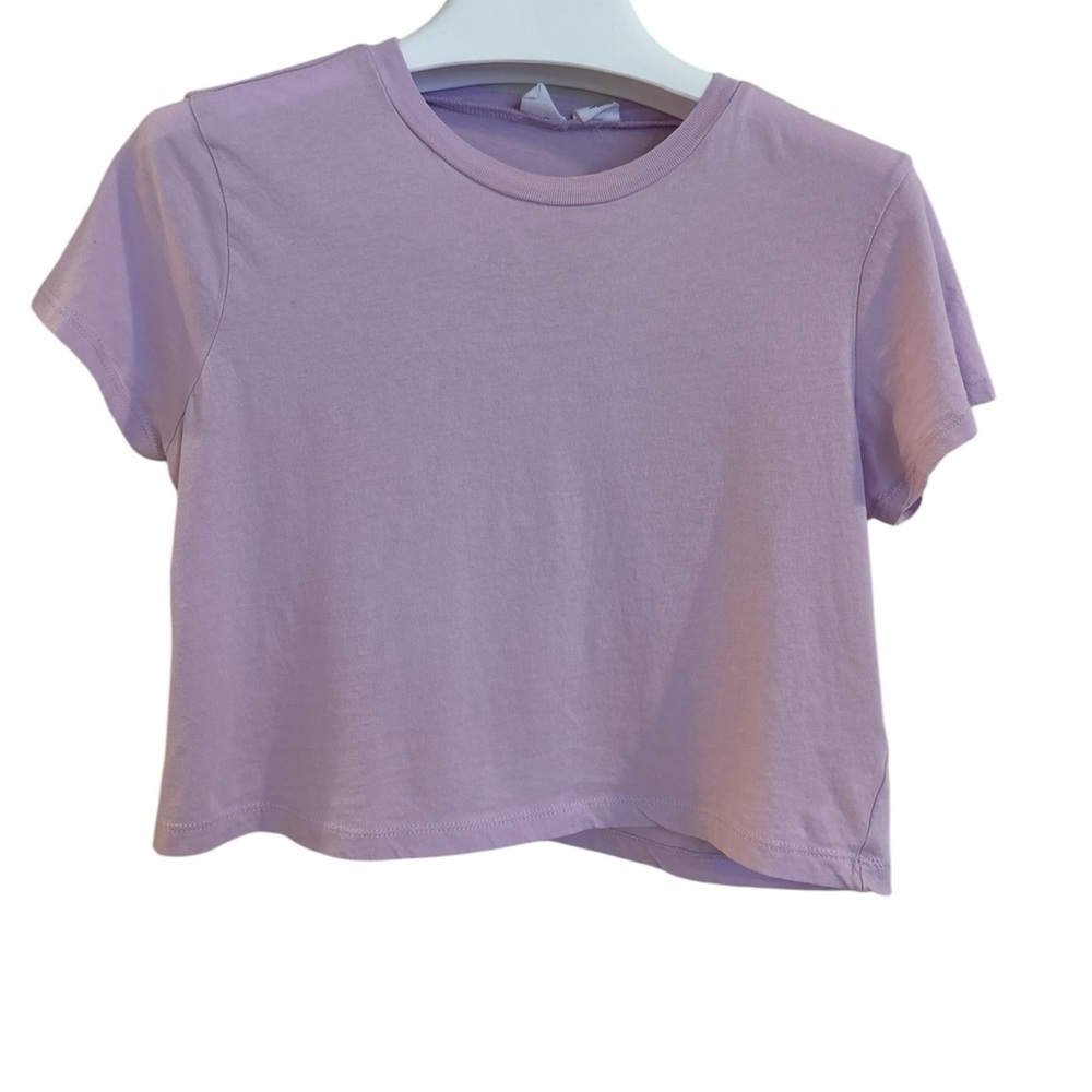 Women’s Melrose and Market Cropped Lavender Cotton T-Shirt, Size M.
